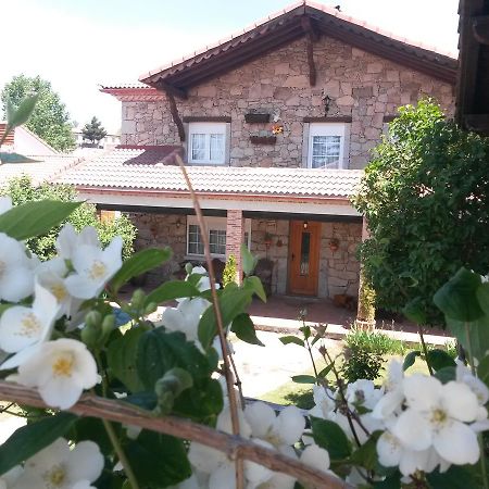 Вілла Ermita De Gredos Наварредонда-де-Ґредос Екстер'єр фото